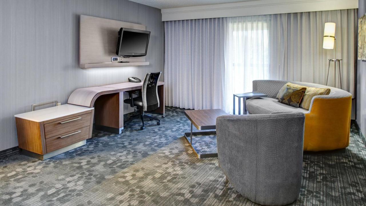 Courtyard By Marriott Cleveland Westlake Esterno foto