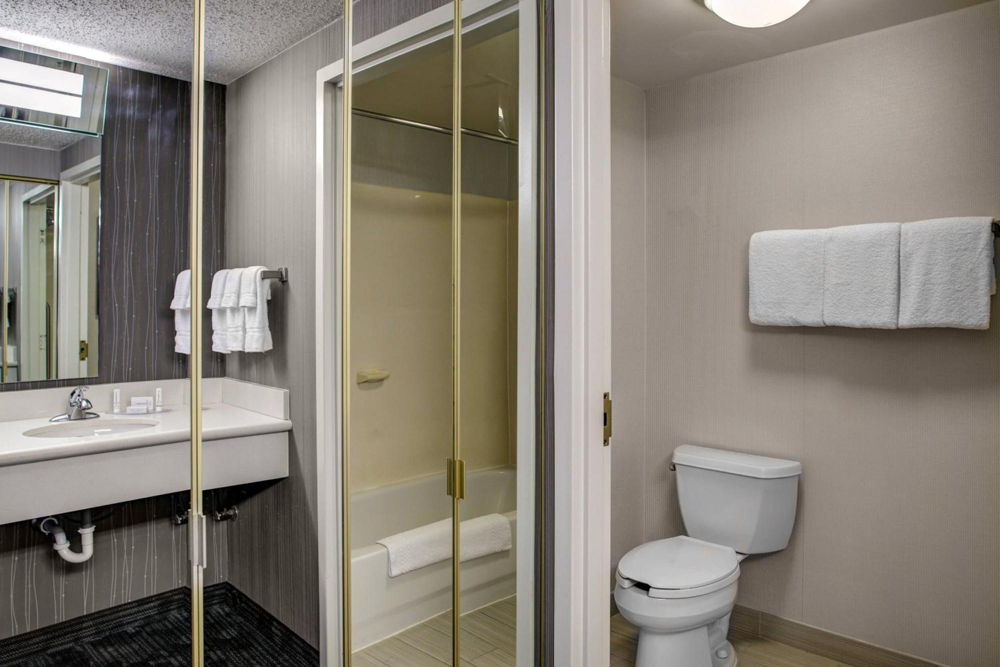 Courtyard By Marriott Cleveland Westlake Esterno foto